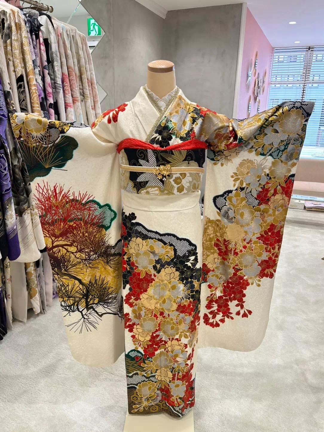 TAKAZEN姫路店　姫路市　成人式　卒業式　袴　振袖　イマドキ振袖　香音　