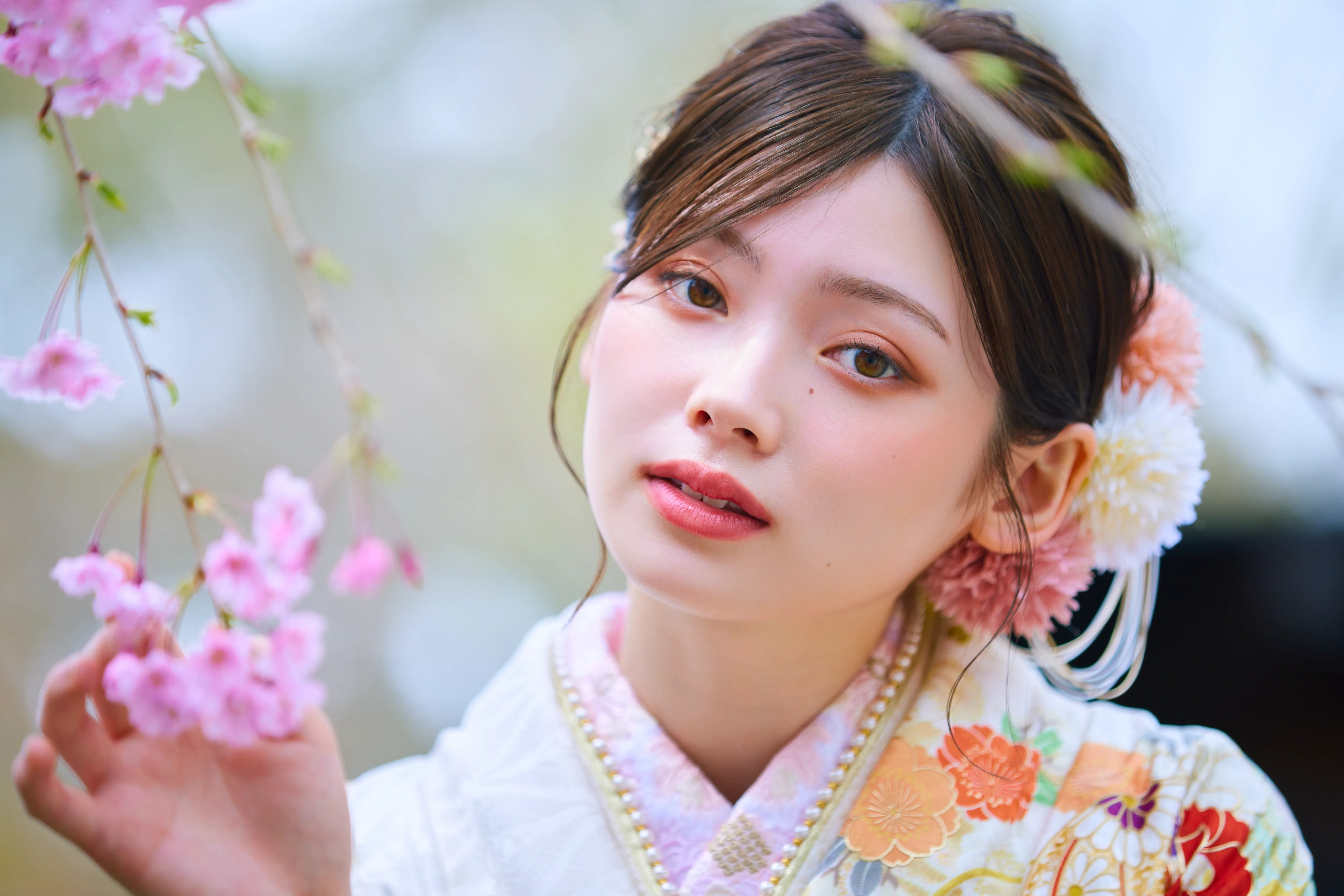 成人式振袖レンタル　南琴奈　白地の古典