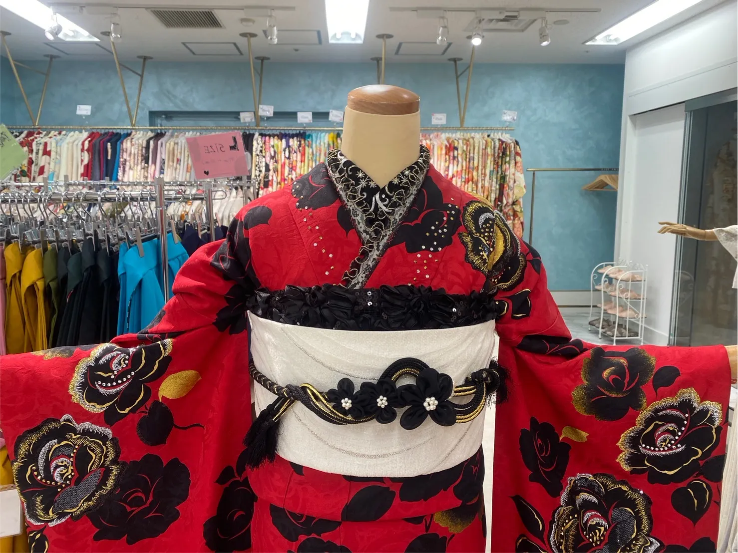振袖レンタル　成人式　なんば　心斎橋ヘップバーン
