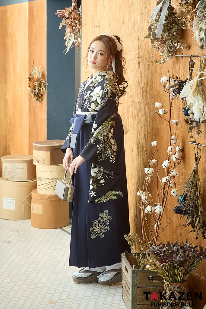 TAKAZENのレンタル袴 正統派古典　紺(黒に近い)　おしゃれ　上品　清楚　綺麗系【通販可】R26031