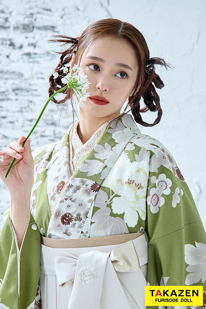 TAKAZENのレンタル袴 正統派古典　黄緑/グリーン　綺麗系　おしとやか　はんなり　大人っぽい【通販可】R26032