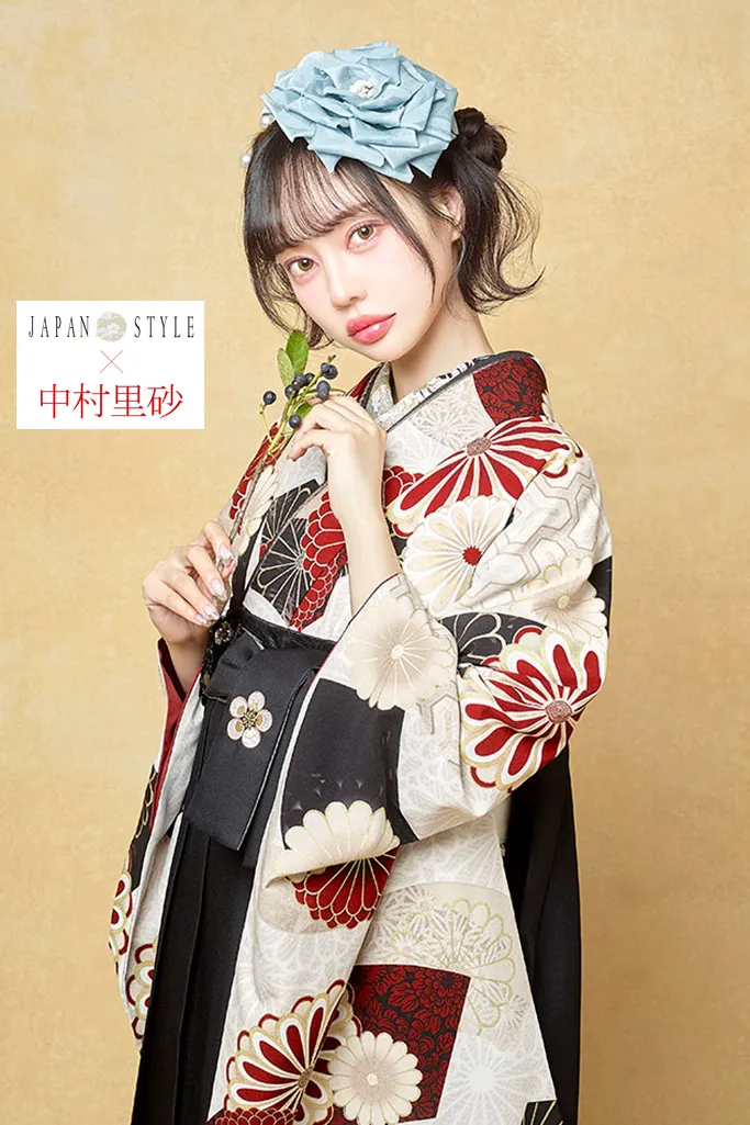 TAKAZENのレンタル袴 JAPAN STYLE×中村里砂ブランド袴　ベージュ　菊柄　レトロモダン　アンティーク調　ポップ　【通販可】R26036