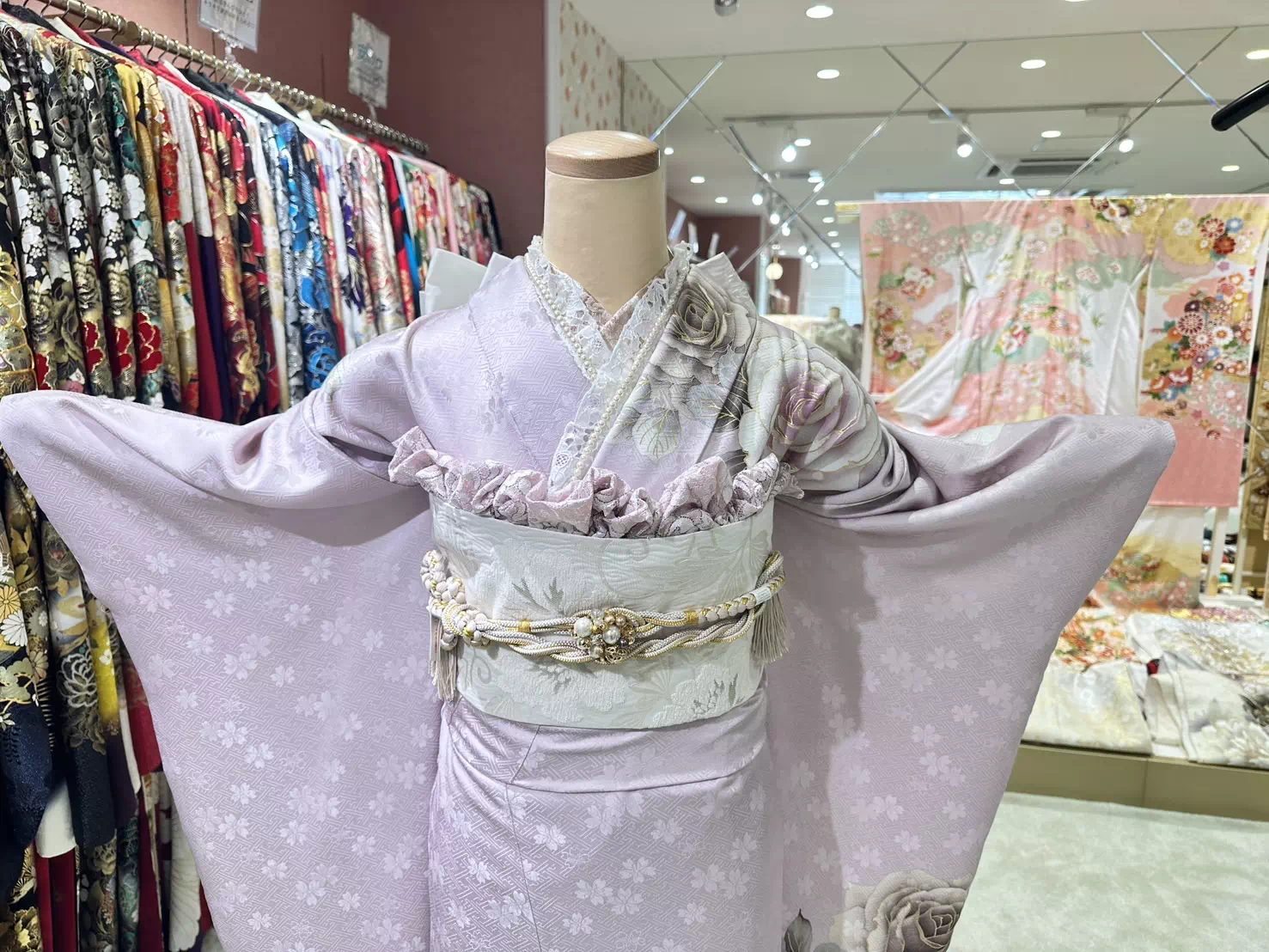 TAKAZEN姫路店　姫路市　成人式　卒業式　袴　振袖　イマドキ振袖　古典柄　口コミ　振袖レンタル　イマドキコーディネート　姫路市振袖レンタル　takazen　2024年成人 2025年成人　成人式　