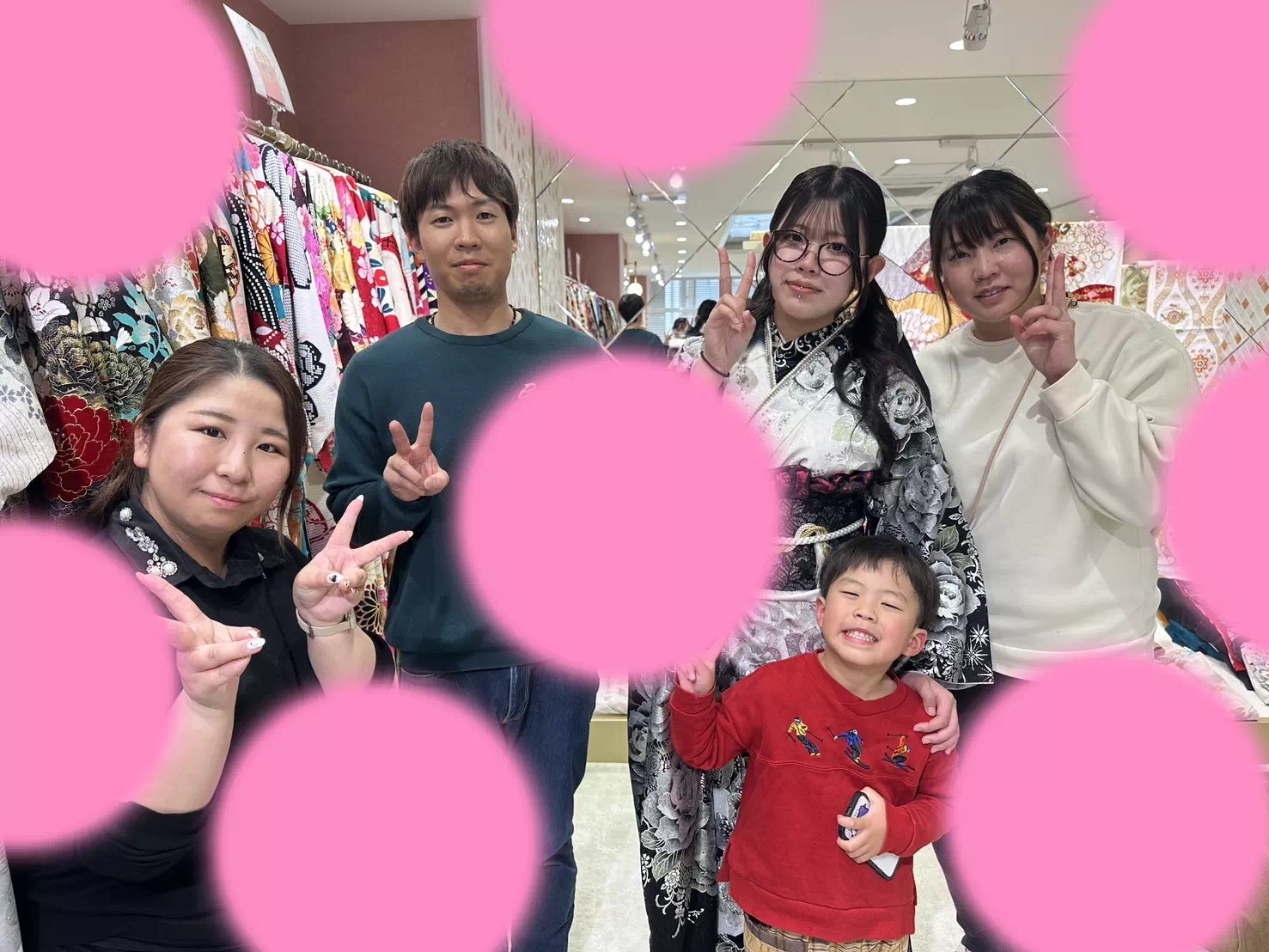 【TAKAZEN姫路店】♡12日　シルバーのギラギラスワロフスキー付の薔薇振袖がかっこいい2028年成人たつの市の振袖レンタル姫ちゃん♡