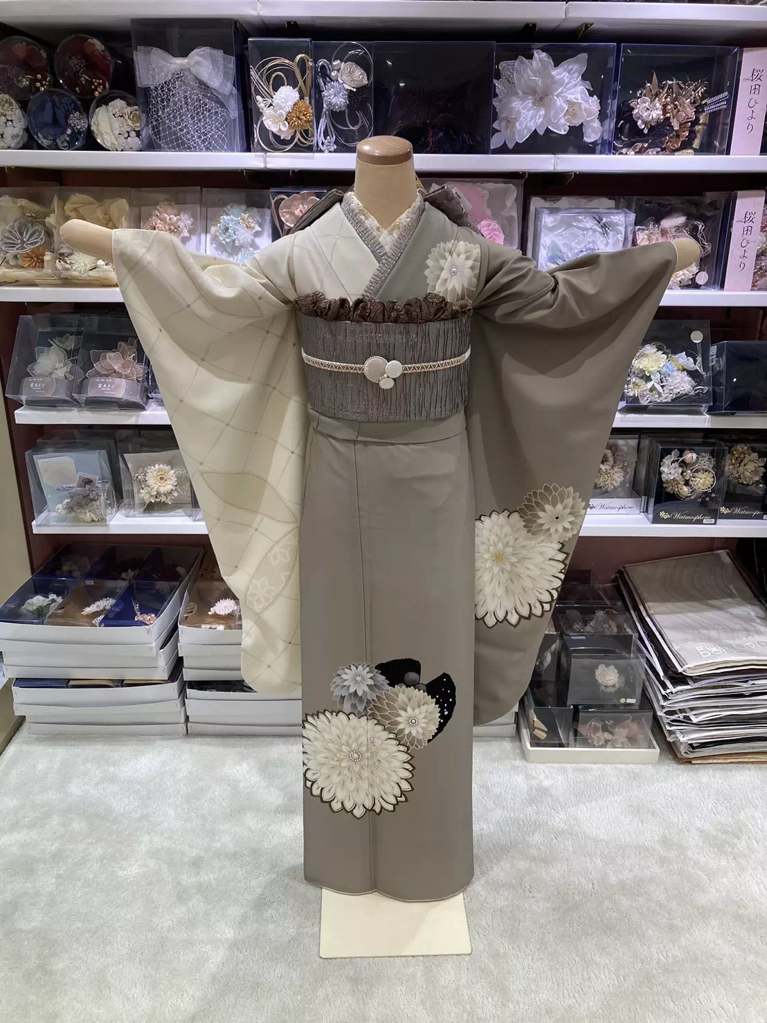 TAKAZEN姫路店　姫路市　成人式　卒業式　袴　振袖　イマドキ振袖　古典柄　口コミ　振袖レンタル　イマドキコーディネート　姫路市振袖レンタル　takazen　2024年成人 2025年成人　成人式　