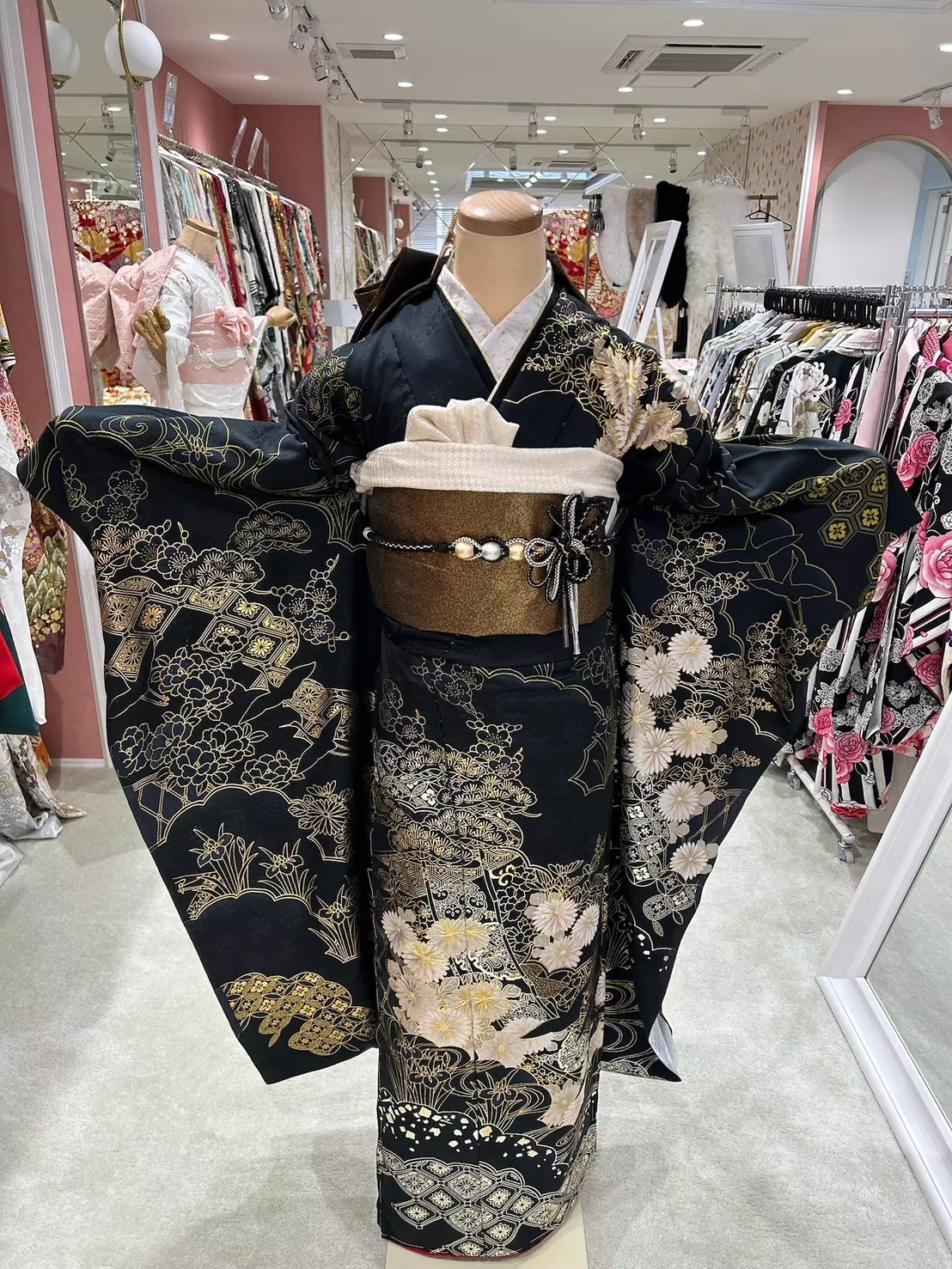 TAKAZEN姫路店　加古川市　高砂市　人気振袖　振袖レンタル　姫路市　成人式　卒業式　袴　振袖　イマドキ振袖　香音　