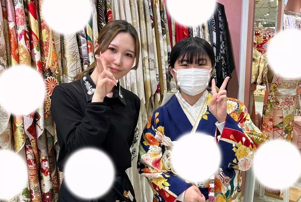 【TAKAZEN姫路店】♡20日 2026年成人の姫路市成人式のネイビーの古典柄がとってもお似合いの振袖姫ちゃん♡