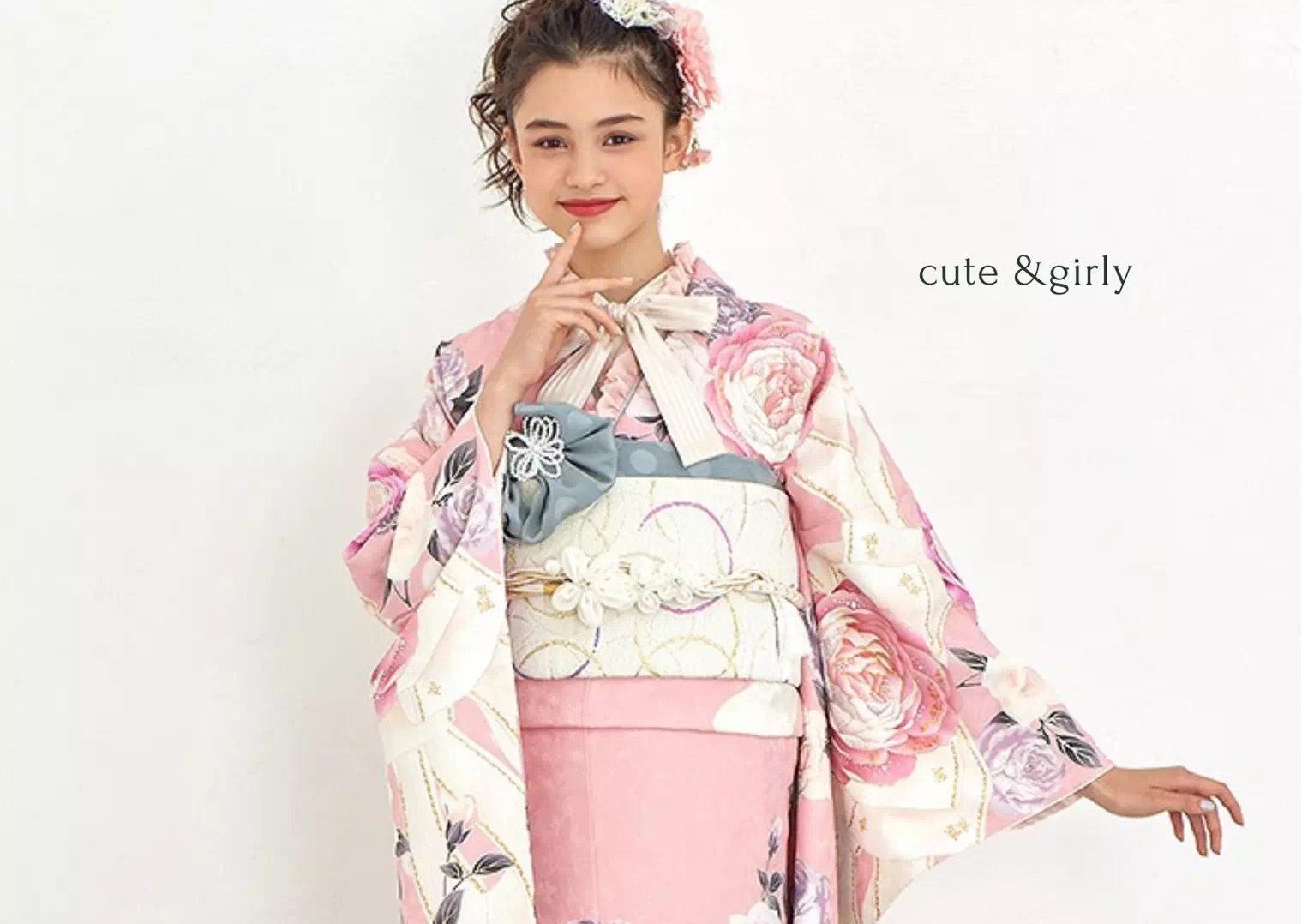 【TAKAZEN神戸旧居留地店】♡4日　あざと可愛いキラキラで目立つタカゼンオリジナルヘップバーンシリーズのキュート＆ガーリーのお振袖紹介♡