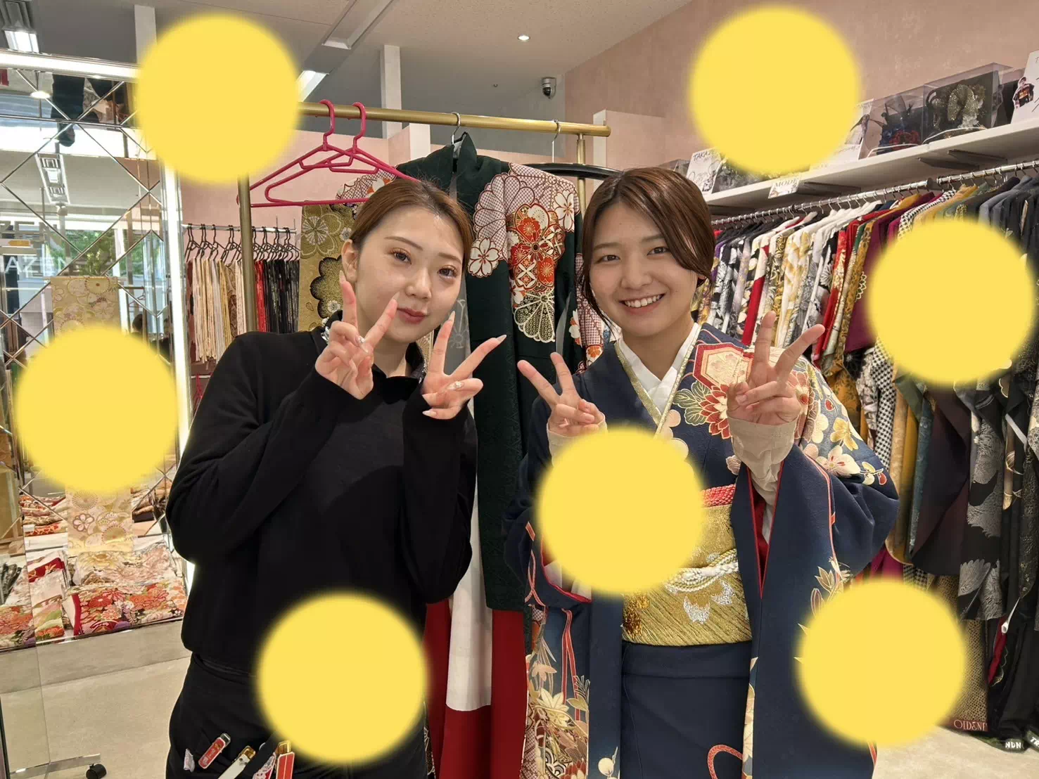 【TAKAZEN神戸旧居留地店】♡26日  二回目レンタルでお姉様の結婚式で着用する紺色のお振袖の姫ちゃん♡