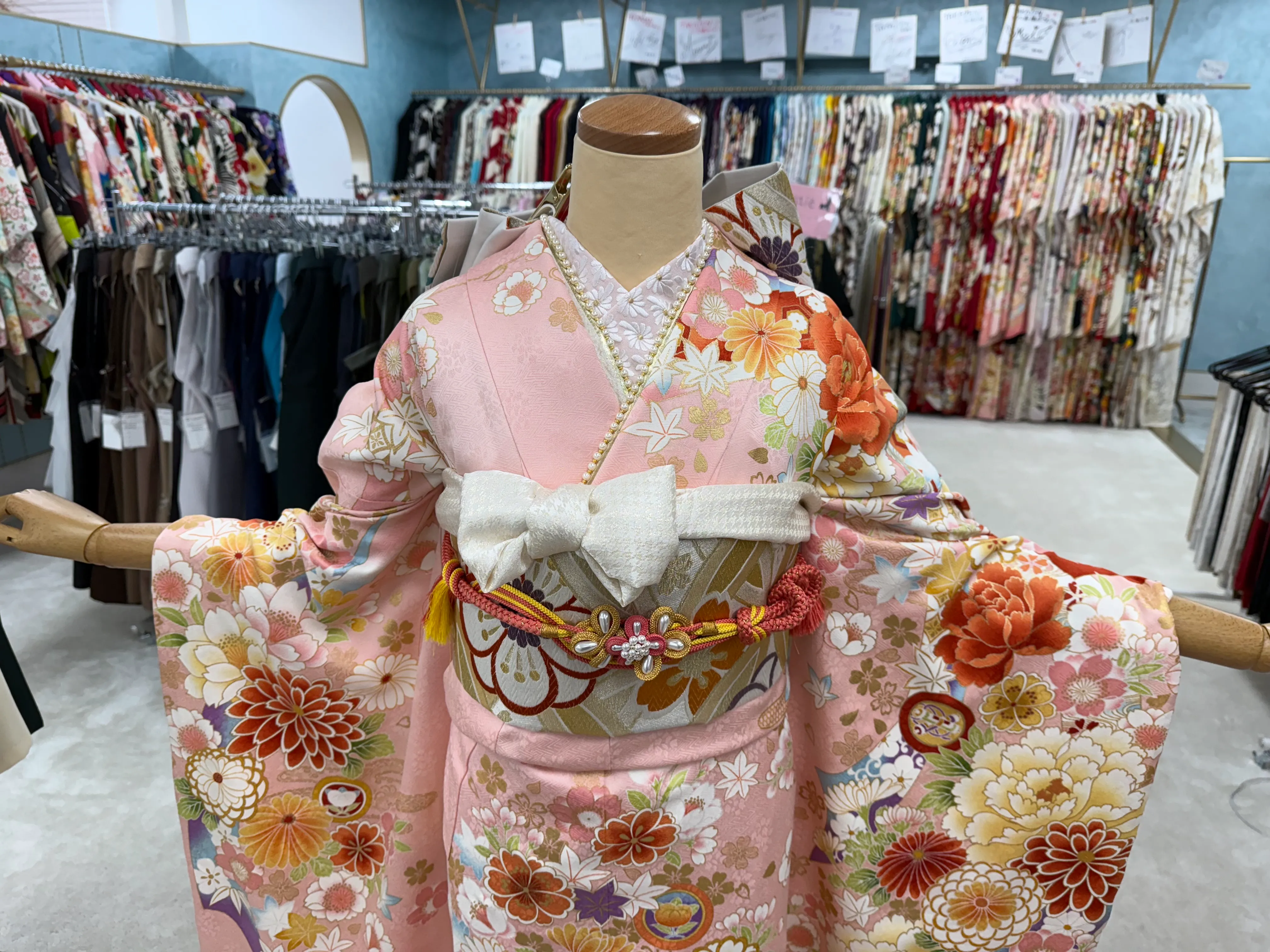 振袖レンタル　成人式　なんば　心斎橋　天王寺　安カワ　かわいい　安い　ピンク　古典