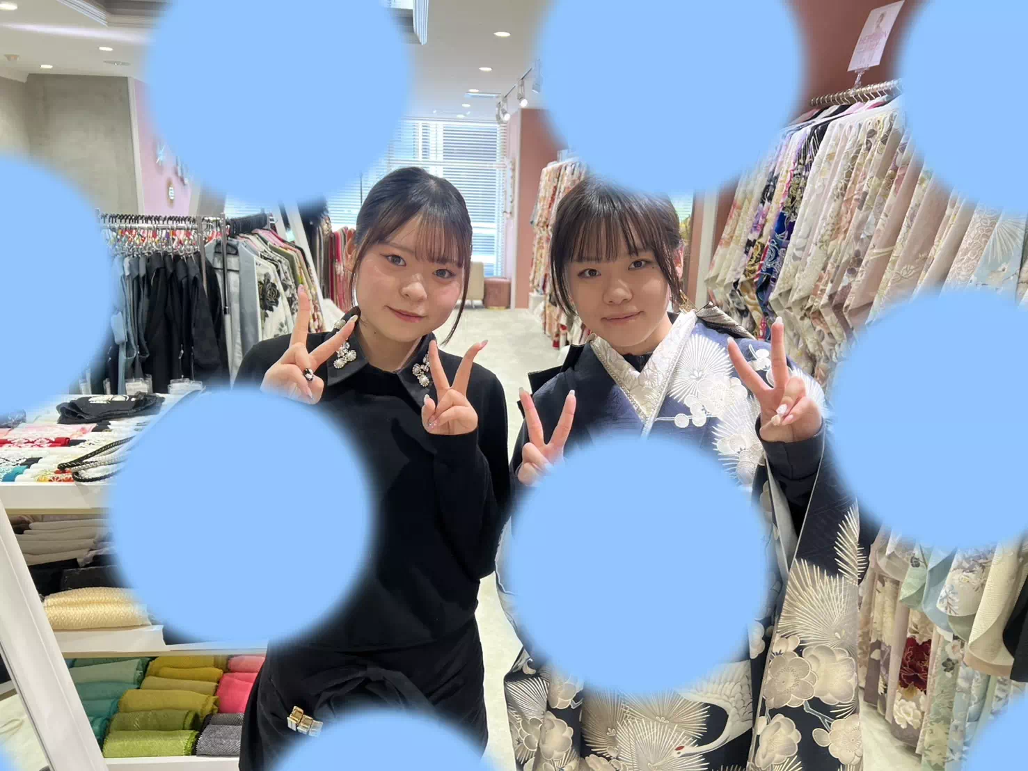 【TAKAZEN姫路店】♡3日　2026年宍粟市成人式の華やかなネイビーの可愛い振袖姫ちゃん♡