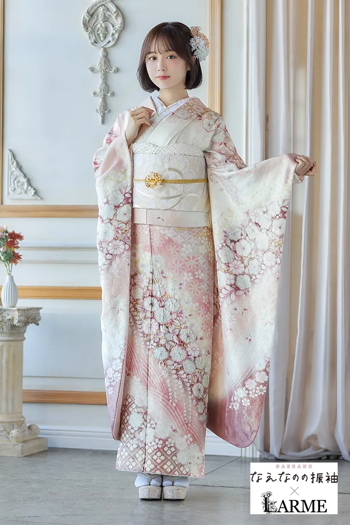 TAKAZENのレンタル振袖 なえなのの振袖×LARME　ピンク　辻が花/藤　正統派古典　かわいい　綺麗系　華やか　上品　ラメ入り生地【通販可】K1241